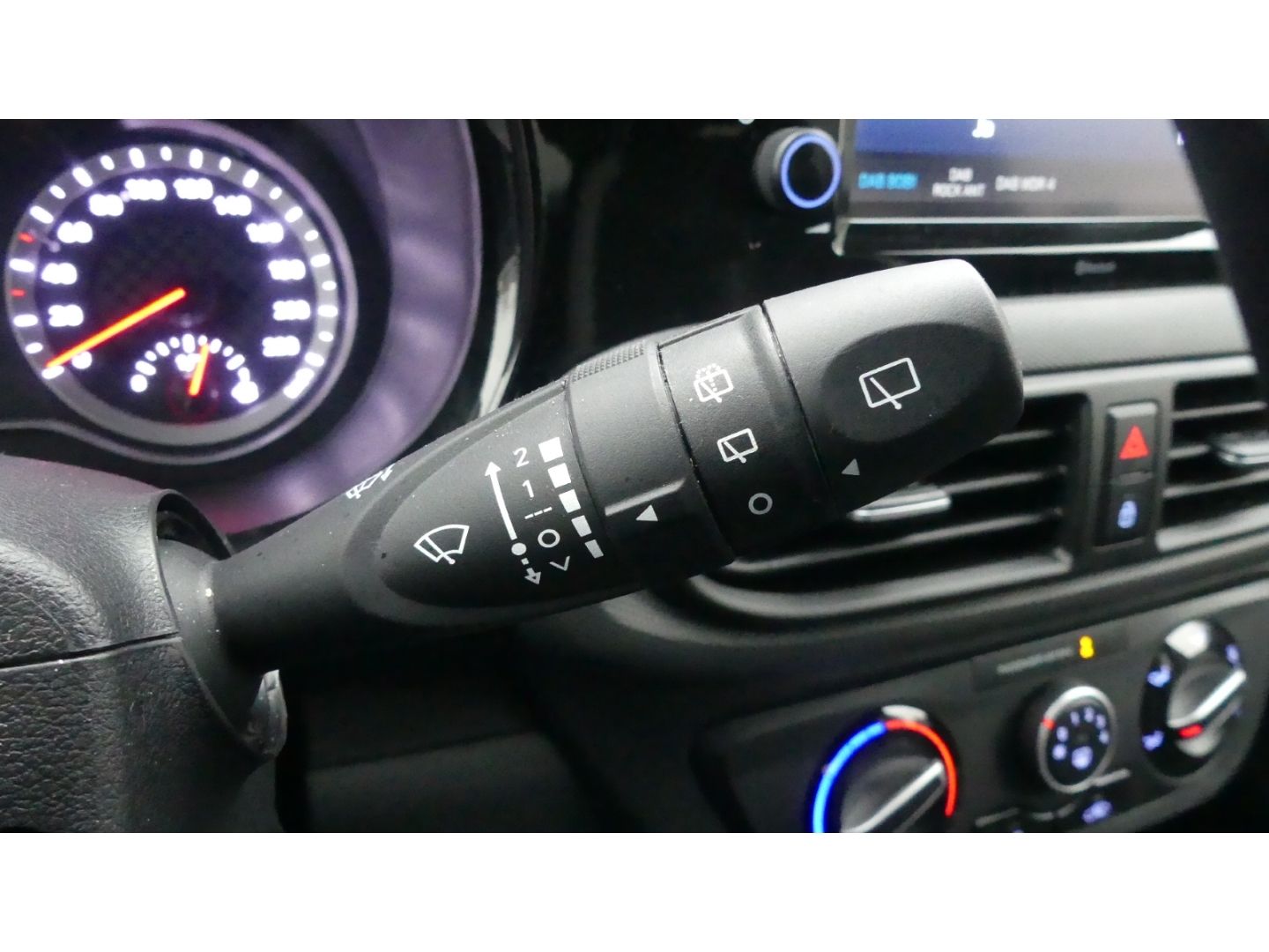 Fahrzeugabbildung Hyundai i10 Edition 30+ 1.0 Navi Sitheizung Parkpilot Bl