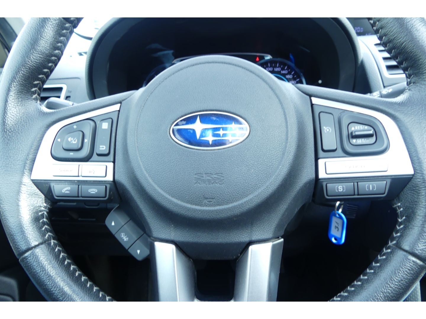 Fahrzeugabbildung Subaru Forester Exclusive 2.0i Standheizung Schiebedach