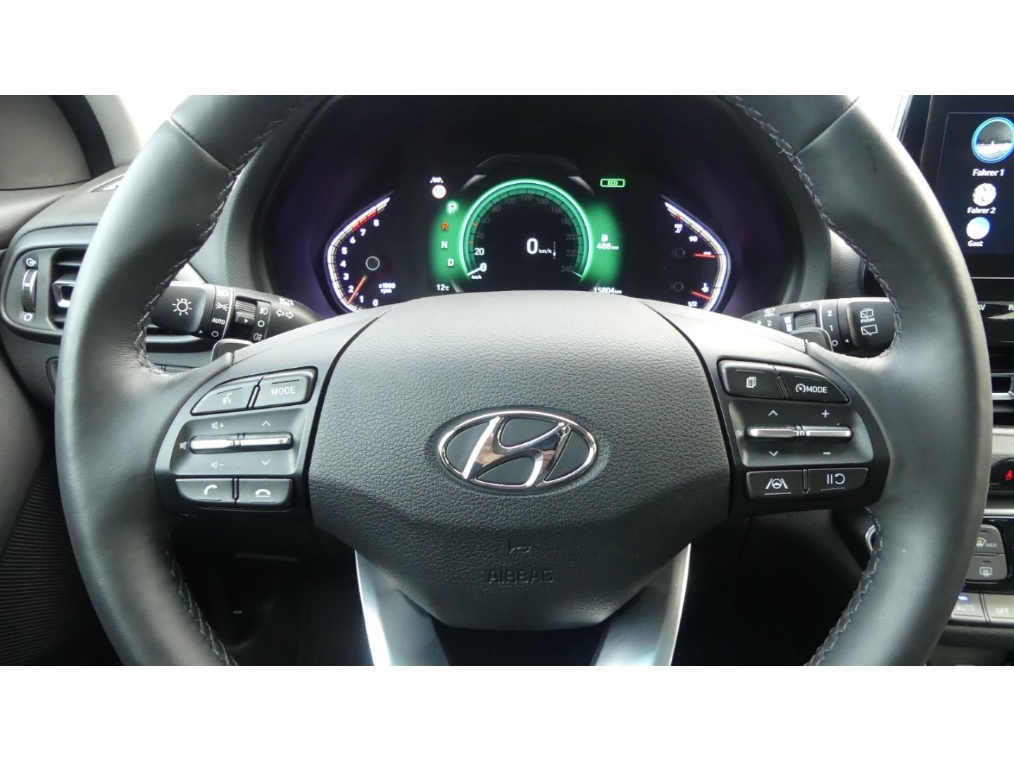 Fahrzeugabbildung Hyundai i30 Edition 30+ Mild-Hybrid 1.5 T-GDI Navi LED-L