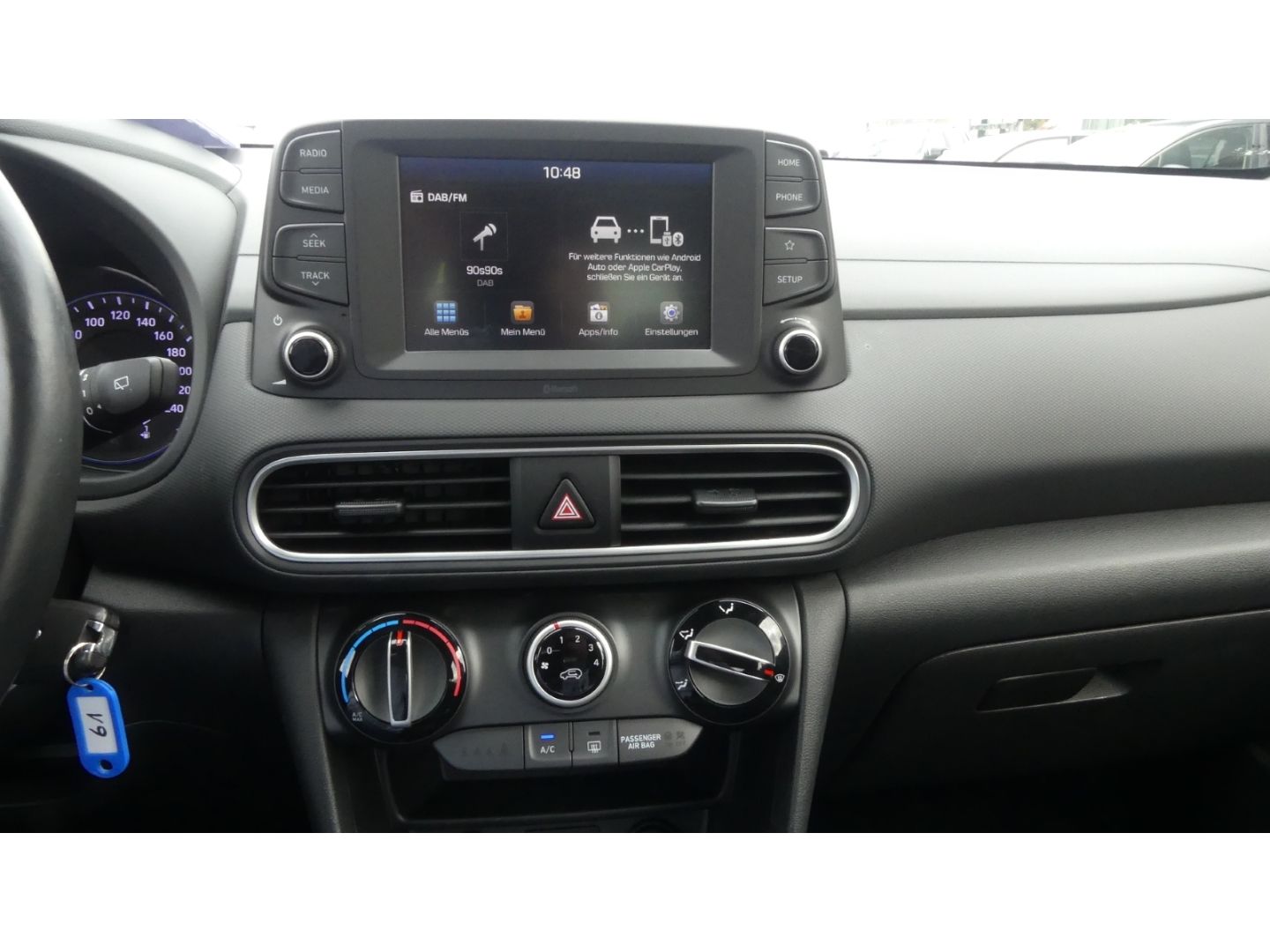 Fahrzeugabbildung Hyundai KONA Trend 2WD 1.0 T-GDI Parkpilot Sitzheizung B