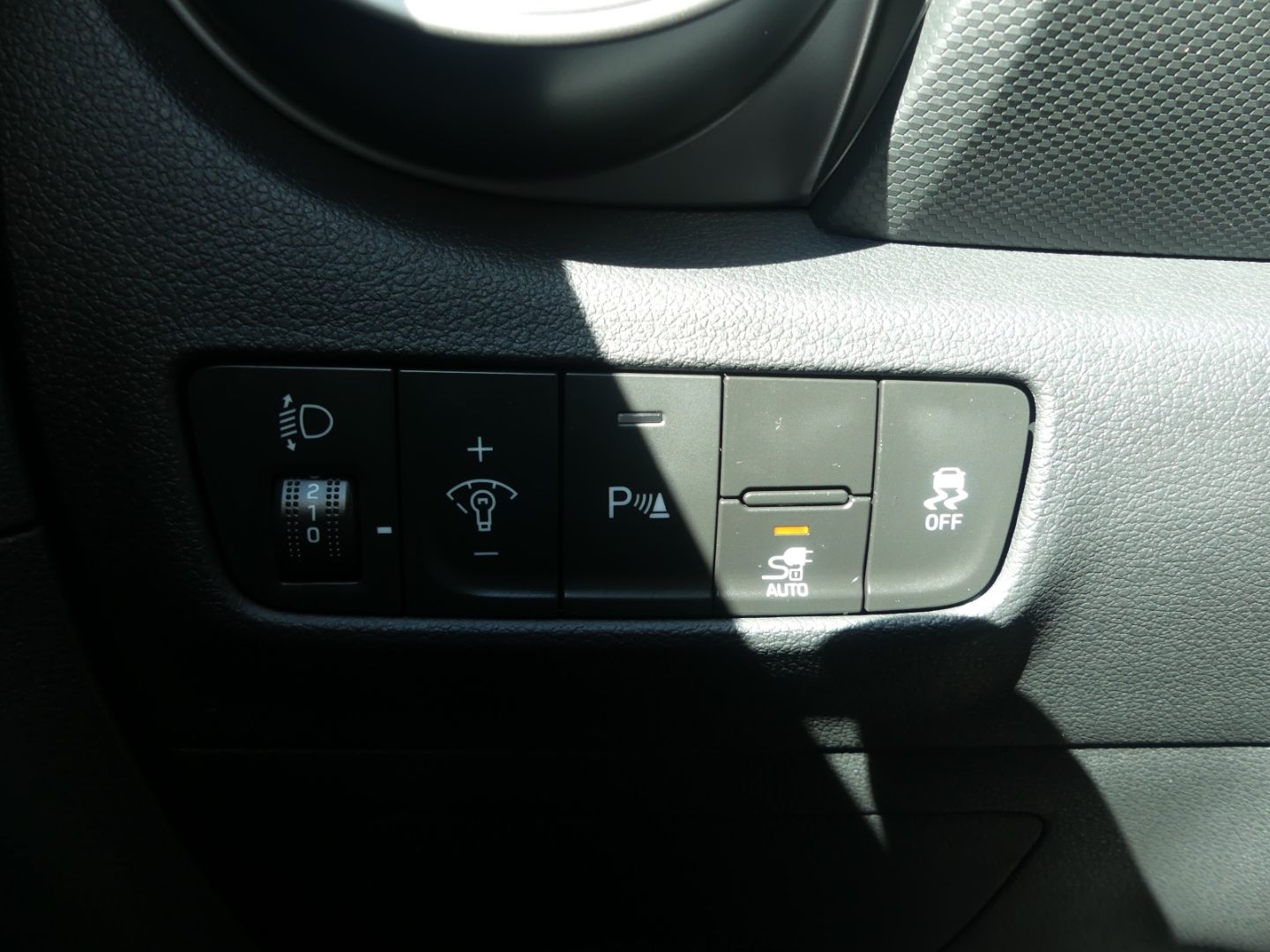 Fahrzeugabbildung Hyundai KONA Avantage 3-Phasig Navigation LED Sitzheizun