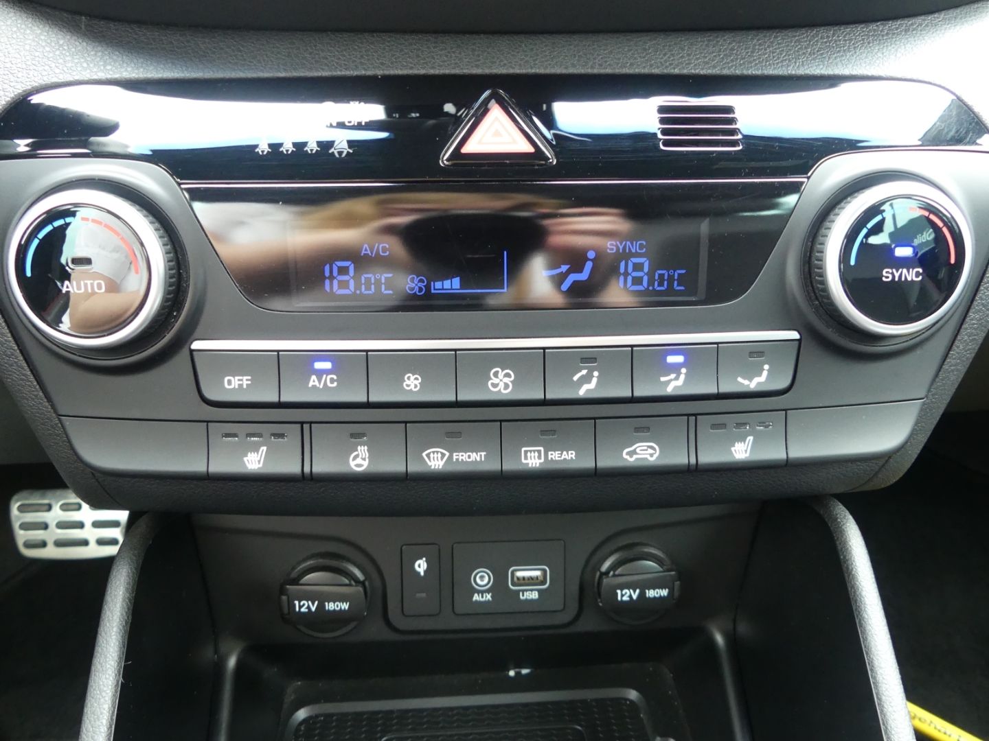 Fahrzeugabbildung Hyundai Tucson N Line 4WD Navigation Parkpilot Sitzheizu